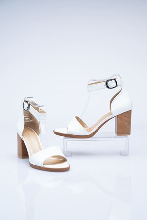 LİZSHOE HAKİKİ DERİ KADIN TOPUKLU AYAKKABI AKB 30122Y