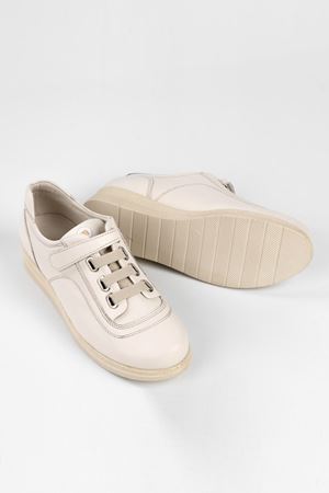 MAMMAMİA HAKİKİ DERİ KADIN GÜNLÜK AYAKKABI 337023Y