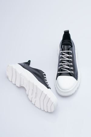 ALBİNİ HAKİKİ DERİ KADIN GÜNLÜK AYAKKABI 1020222Y