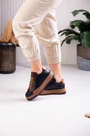 MAMMAMİA HAKİKİ DERİ KADIN GÜNLÜK AYAKKABI 613523K