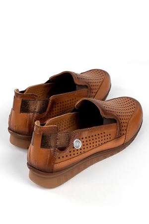 MAMMAMİA HAKİKİ DERİ KADIN GÜNLÜK AYAKKABI 32023Y