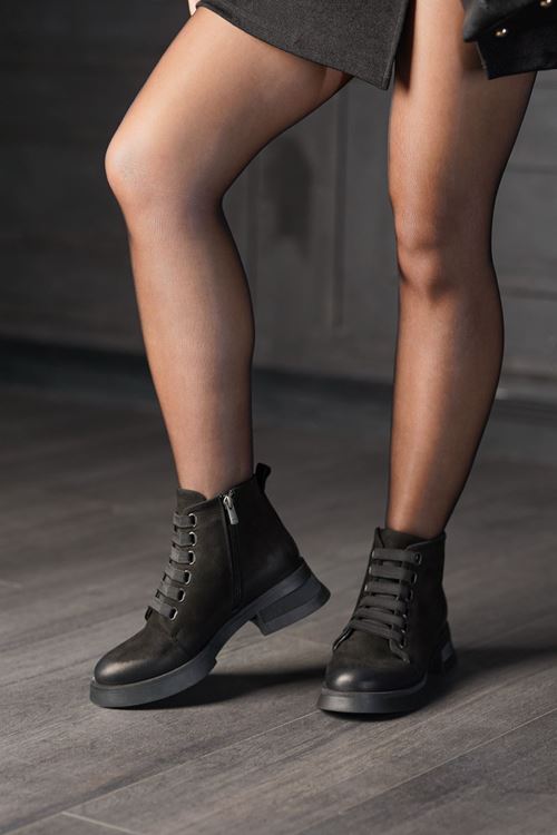 LİZSHOE HAKİKİ DERİ KADIN BOT ONIX 2300724K