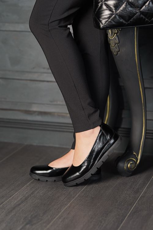 MAMMAMİA HAKİKİ DERİ KADIN AYAKKABI 66025K