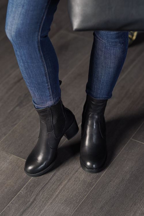 LİZSHOE HAKİKİ DERİ KADIN GÜNLÜK BOT ELNR 129425K