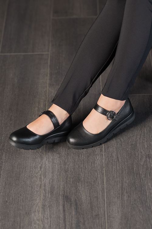 MAMMAMİA HAKİKİ DERİ KADIN AYAKKABI 69025K