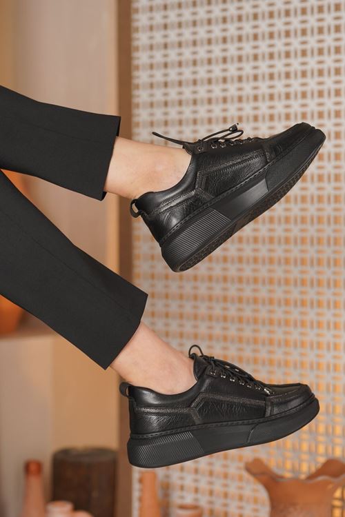 LİZSHOE HAKİKİ DERİ SPOR AYAKKABI ELNR 02225K