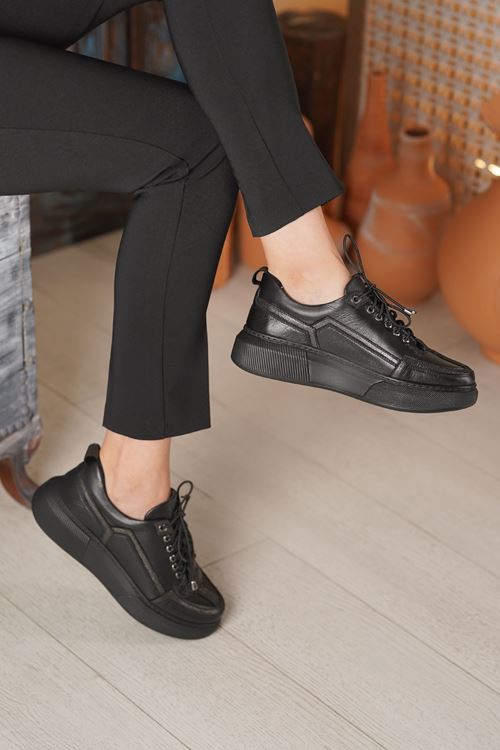LİZSHOE HAKİKİ DERİ SPOR AYAKKABI ELNR 02225K