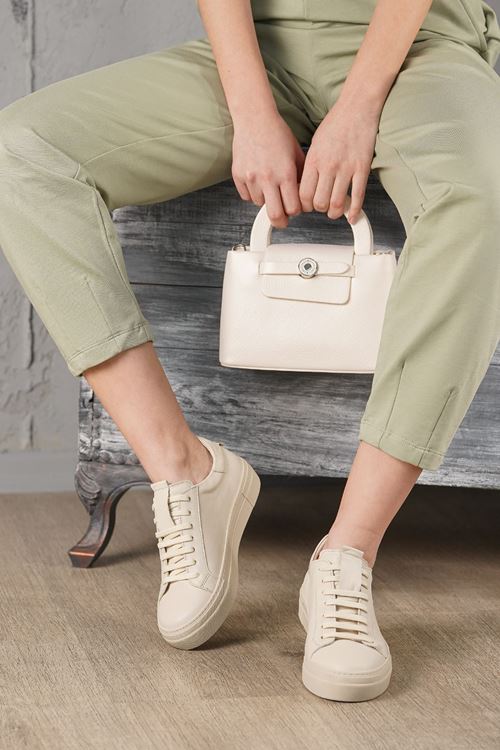 LİZSHOE HAKİKİ DERİ KADIN SPOR AYAKKABI SNL 35225Y