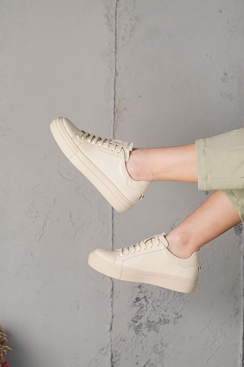 LİZSHOE HAKİKİ DERİ KADIN SPOR AYAKKABI SNL 35225Y