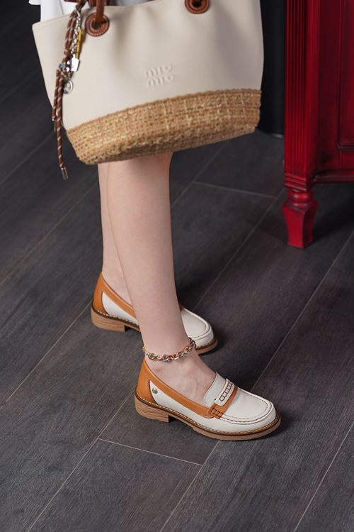 MAMMAMİA HAKİKİ DERİ KADIN GÜNLÜK AYAKKABI 326025Y