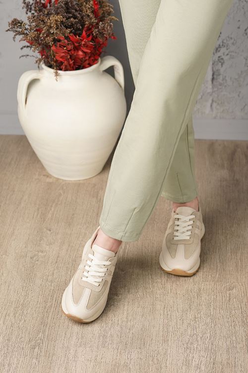 ALBİNİ HAKİKİ DERİ KADIN SPOR AYAKKABI 2550205025Y