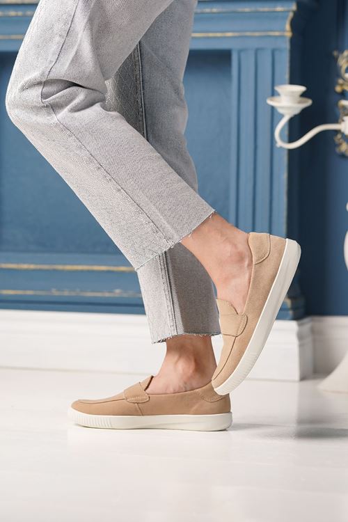 LEGERO HAKİKİ DERİ KADIN GÜNLÜK AYAKKABI 37325Y