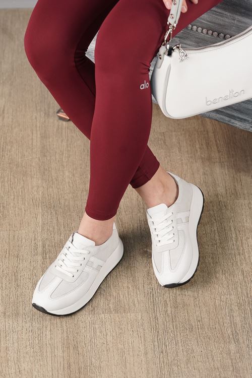 ALBİNİ HAKİKİ DERİ KADIN SPOR AYAKKABI 2550205025Y