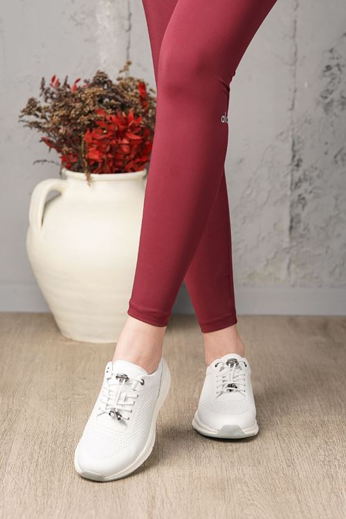 LİBERO HAKİKİ DERİ KADIN SPOR AYAKKBABI 221925Y
