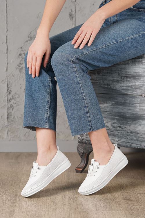 LİZSHOE HAKİKİ DERİ KADIN GÜNLÜK AYAKKABI 08325Y