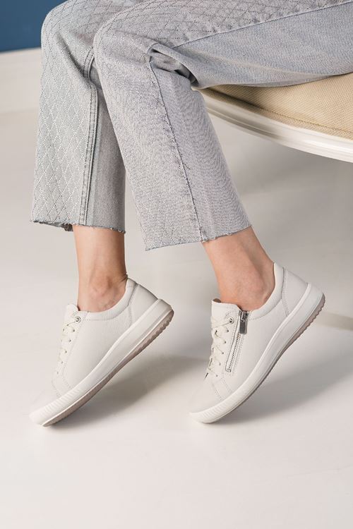 LEGERO HAKİKİ DERİ KADIN GÜNLÜK AYAKKABI 116225Y