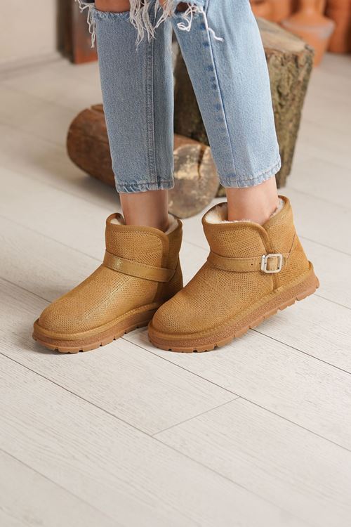 GUJA KADIN TAŞLI SPOR BOT 043225K