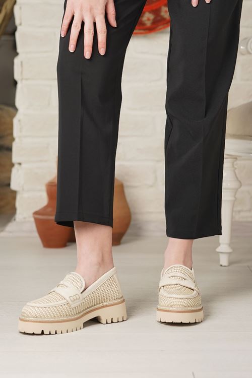 MAMMAMİA HAKİKİ DERİ KADIN GÜNLÜK AYAKKABI 366025Y