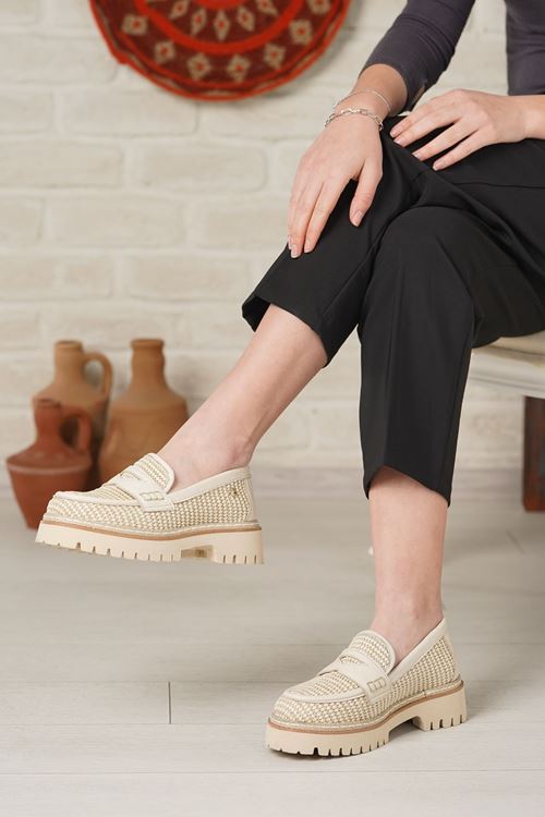 MAMMAMİA HAKİKİ DERİ KADIN GÜNLÜK AYAKKABI 366025Y