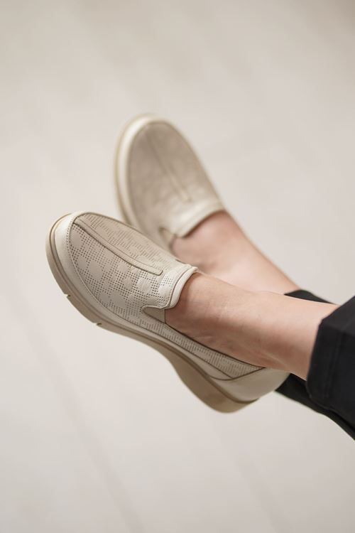 MAMMAMİA HAKİKİ DERİ KADIN GÜNLÜK AYAKKABI 363025Y