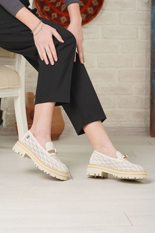 MAMMAMİA HAKİKİ DERİ KADIN GÜNLÜK AYAKKABI 46025Y