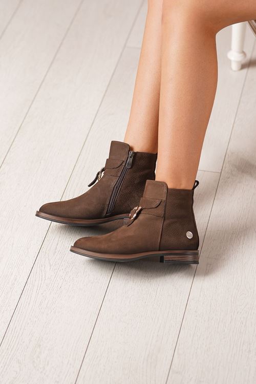 MAMMAMİA HAKİKİ DERİ KADIN BOT 830525K