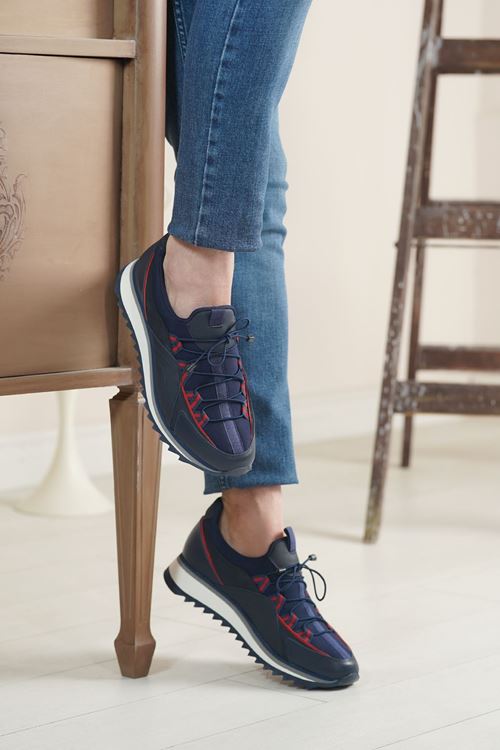 LİZSHOE HAKİKİ DERİ ERKEK SPOR AYAKKABI 2539324K