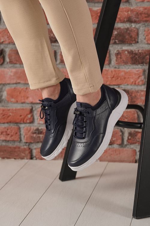 LİBERO HAKİKİ DERİ ERKEK SPOR AYAKKABI 552725Y