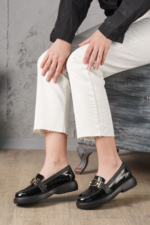 ALBİNİ HAKİKİ DERİ KADIN GÜNLÜK AYAKKABI 253003025Y