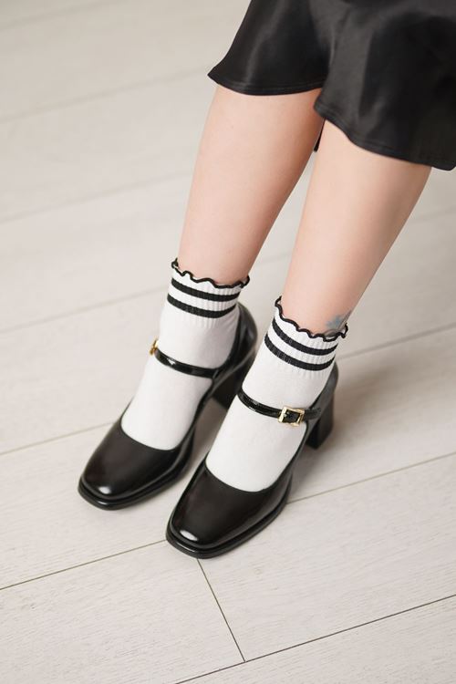 LİZSHOE HAKİKİ DERİ KADIN TOPUKLU AYAKKABI 2321324K