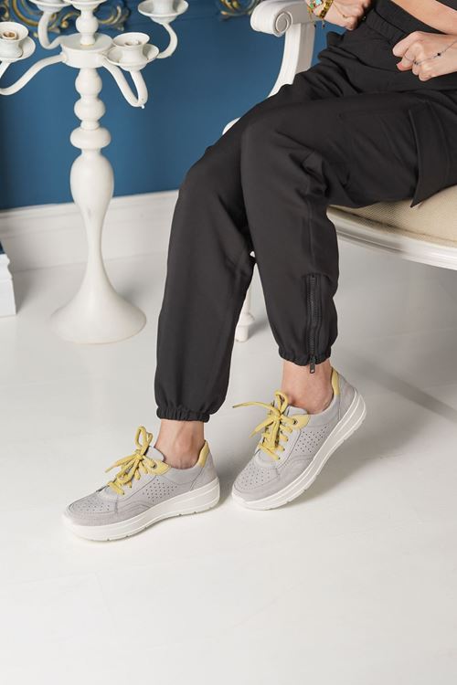 LEGORA HAKİKİ DERİ KADIN SPOR AYAKKABI 35525Y