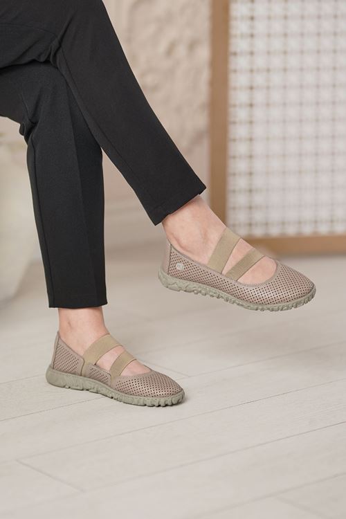 MAMMAMİA HAKİKİ DERİ KADIN GÜNLÜK AYAKKABI 64525Y