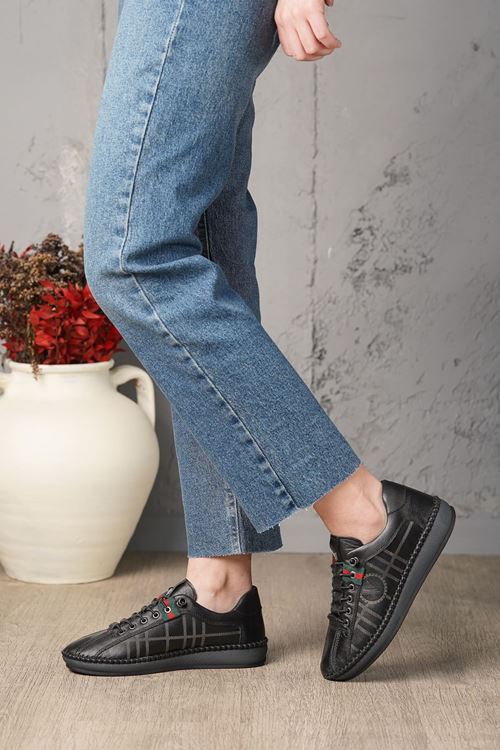 LİZSHOE HAKİKİ DERİ KADIN SPOR AYAKKABI 09625Y