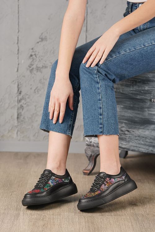 LİZSHOE HAKİKİ DERİ KADIN GÜNLÜK AYAKKABI 08825Y