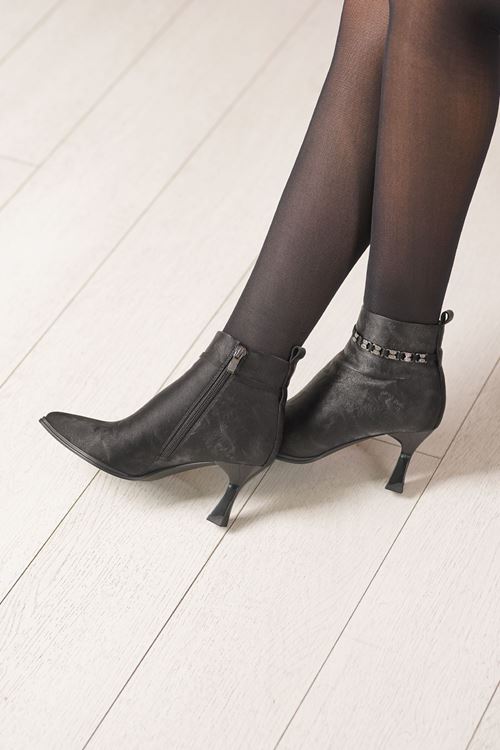 KRISTEBELL KADIN BOT 250925K