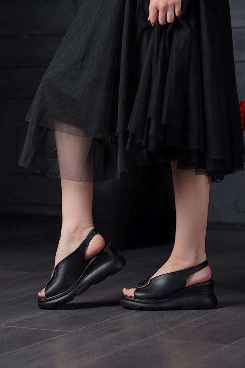LİZSHOE HAKİKİ DERİ KADIN SANDALET ZYN 784225Y