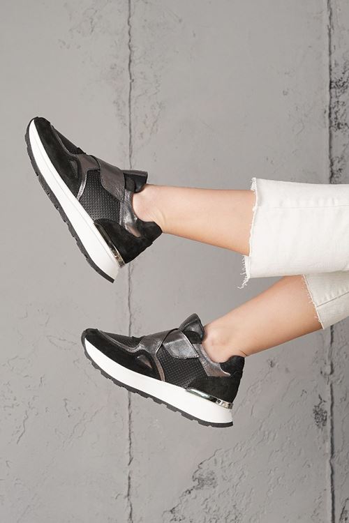 ALBİNİ HAKİKİ DERİ KADIN SPOR AYAKKABI 25792404825Y