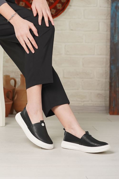 MAMMAMİA HAKİKİ DERİ KADIN GÜNLÜK AYAKKABI 85525Y