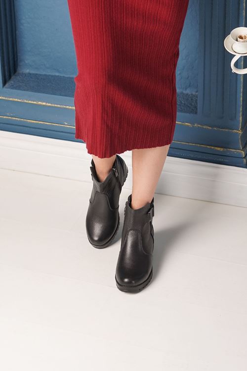 LİZSHOE HAKİKİ DERİ KADIN BOT OVA 0325K