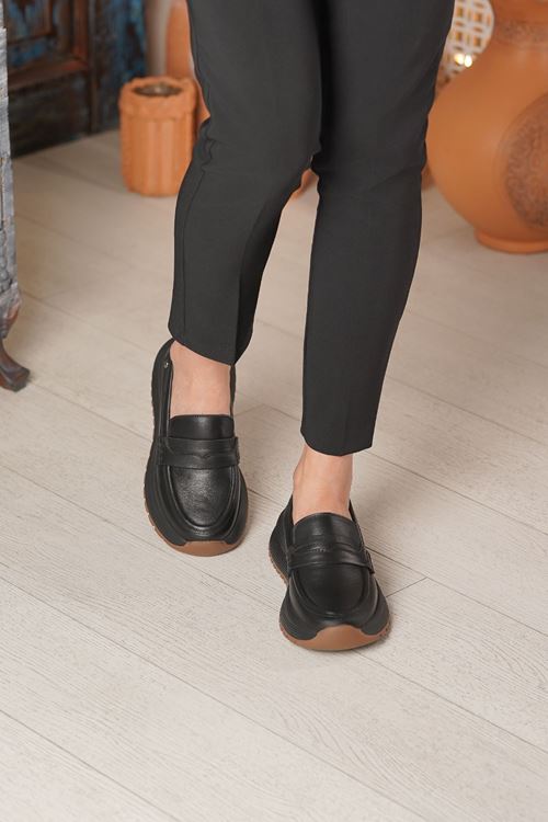 MAMMAMİA HAKİKİ DERİ KADIN AYAKKABI 381525K