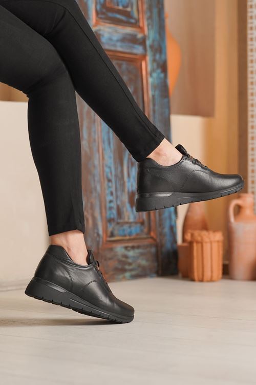 MAMMAMİA HAKİKİ DERİ KADIN AYAKKABI 354525K