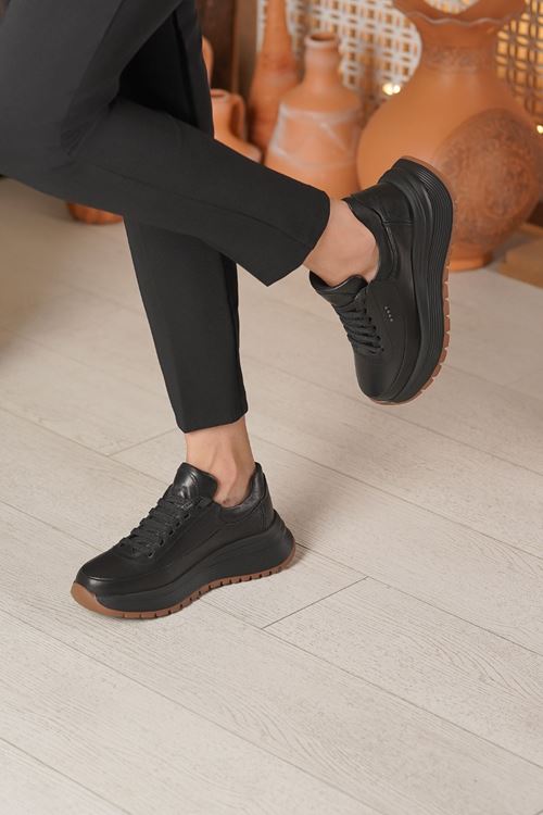 MAMMAMİA HAKİKİ DERİ KADIN AYAKKABI 379525K