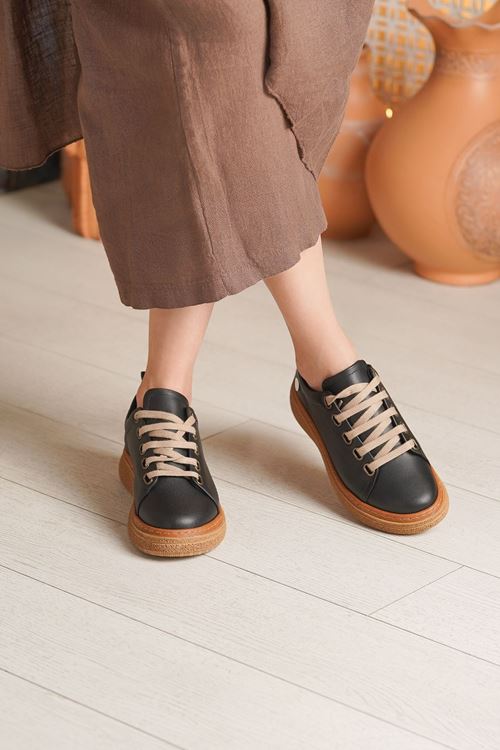 MAMMAMİA HAKİKİ DERİ KADIN AYAKKABI 12026Y