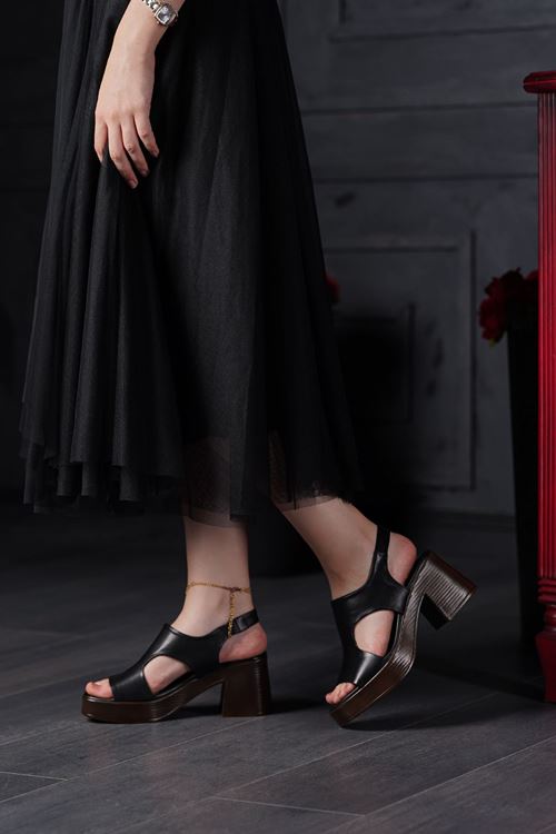 MAMMAMİA HAKİKİ DERİ KADIN SANDALET 233025Y