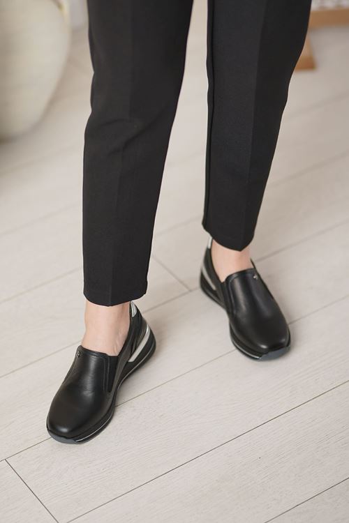 MAMMAMİA HAKİKİ DERİ KADIN GÜNLÜK AYAKKABI 364025Y