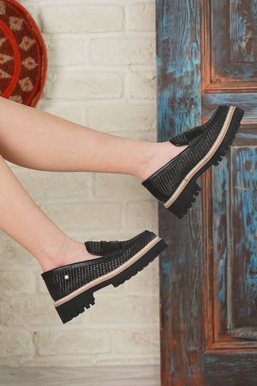 MAMMAMİA HAKİKİ DERİ KADIN GÜNLÜK AYAKKABI 366025Y