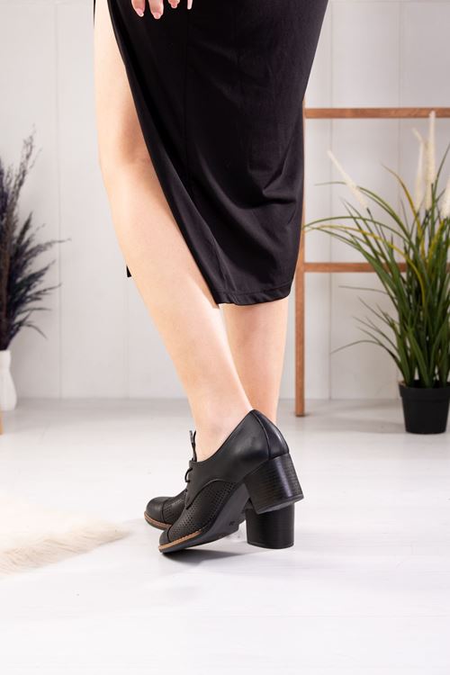 MAMMAMİA HAKİKİ DERİ KADIN GÜNLÜK AYAKKABI 65024Y