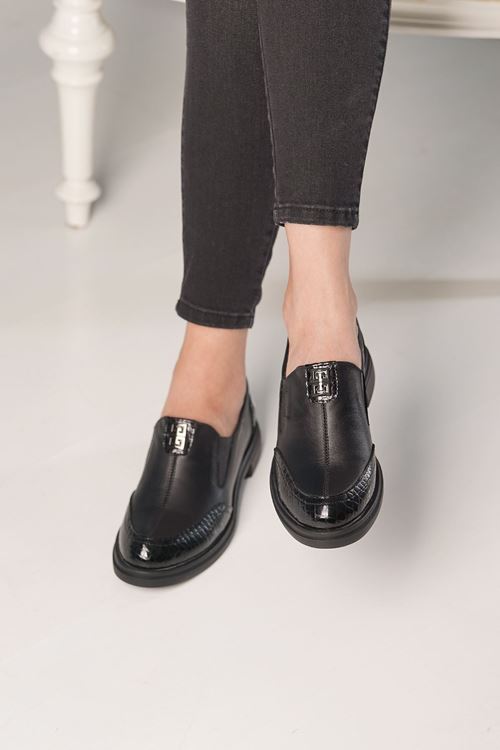 MAMMAMİA HAKİKİ DERİ KADIN AYAKKABI 709525K