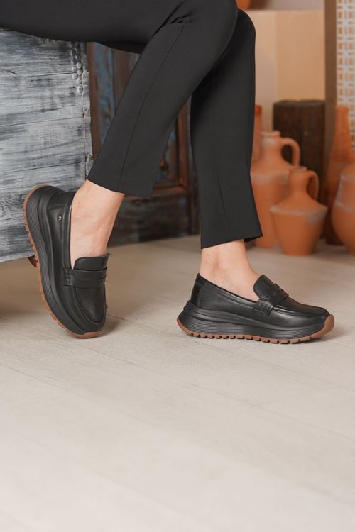 MAMMAMİA HAKİKİ DERİ KADIN AYAKKABI 381525K