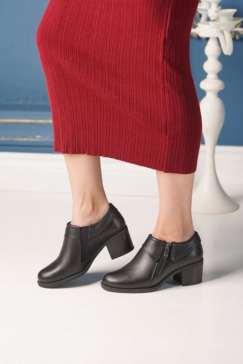 MAMMAMİA HAKİKİ DERİ KADIN AYAKKABI 372525K